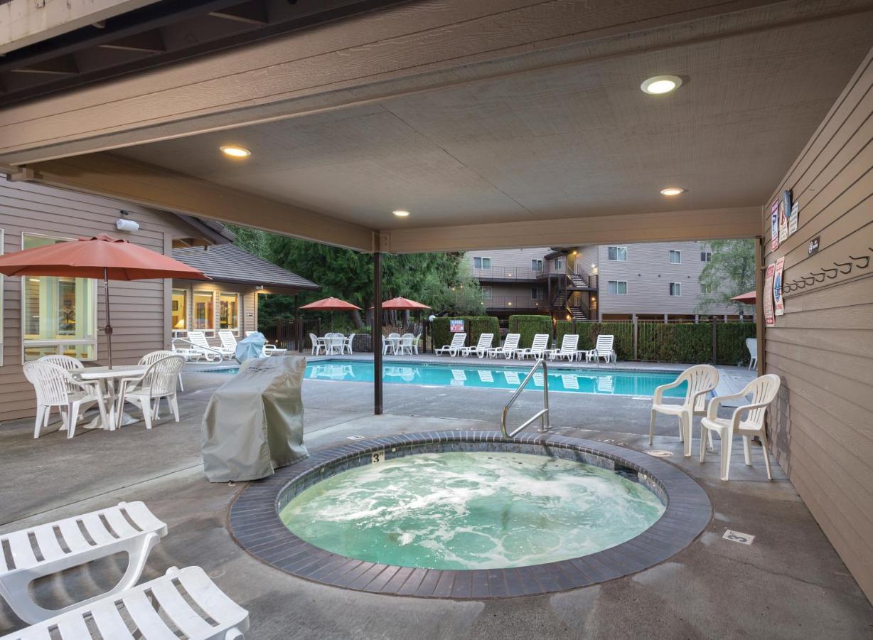 Whispering Woods Resort Welches Exterior foto