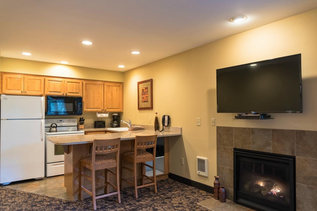 Whispering Woods Resort Welches Habitación foto
